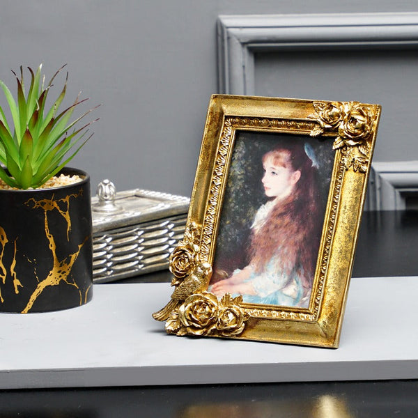 Amazing Photo Frame Decor - zeests.com - Best place for furniture, home decor and all you need