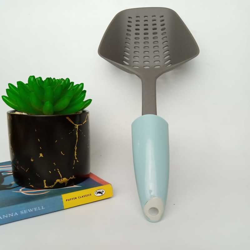 Flexible Spoon Colander - zeests.com - Best place for furniture, home decor and all you need